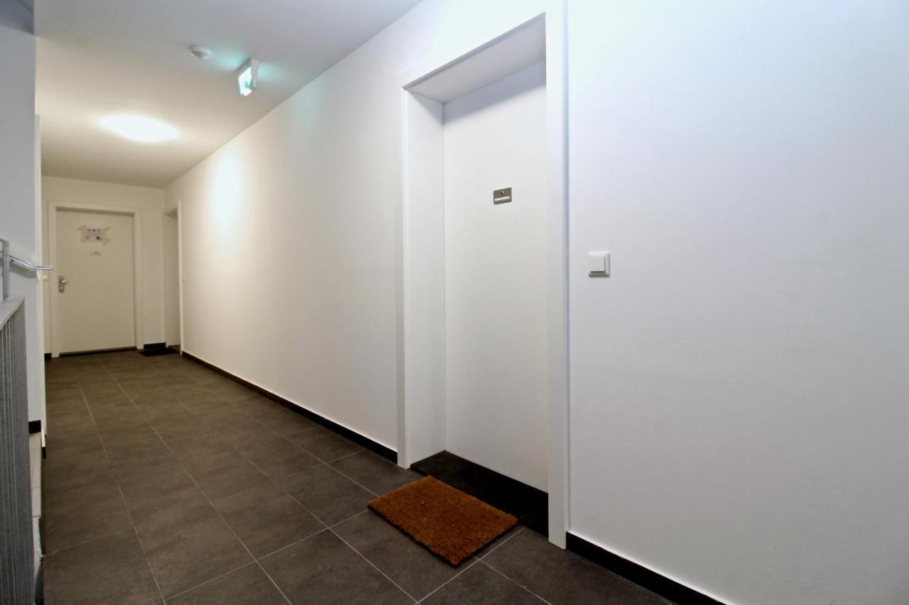 Balcony/Pool/Free Parking Garage Studio Wien Eksteriør billede