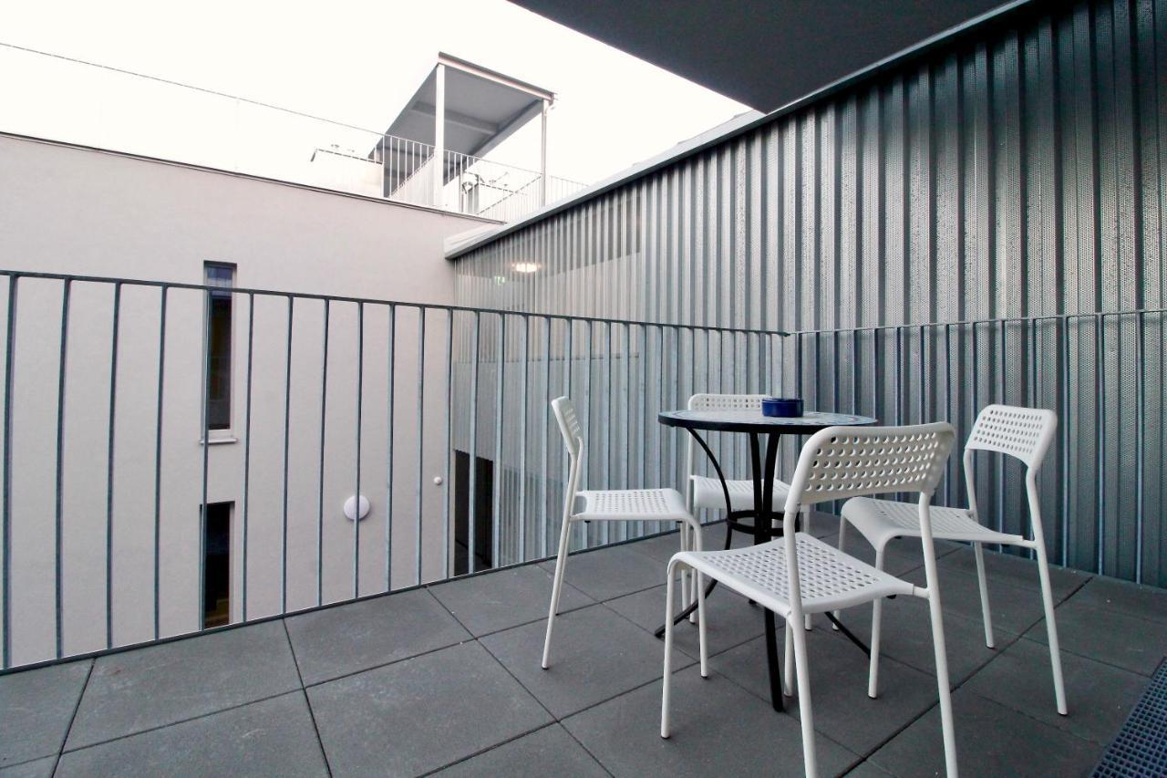 Balcony/Pool/Free Parking Garage Studio Wien Eksteriør billede
