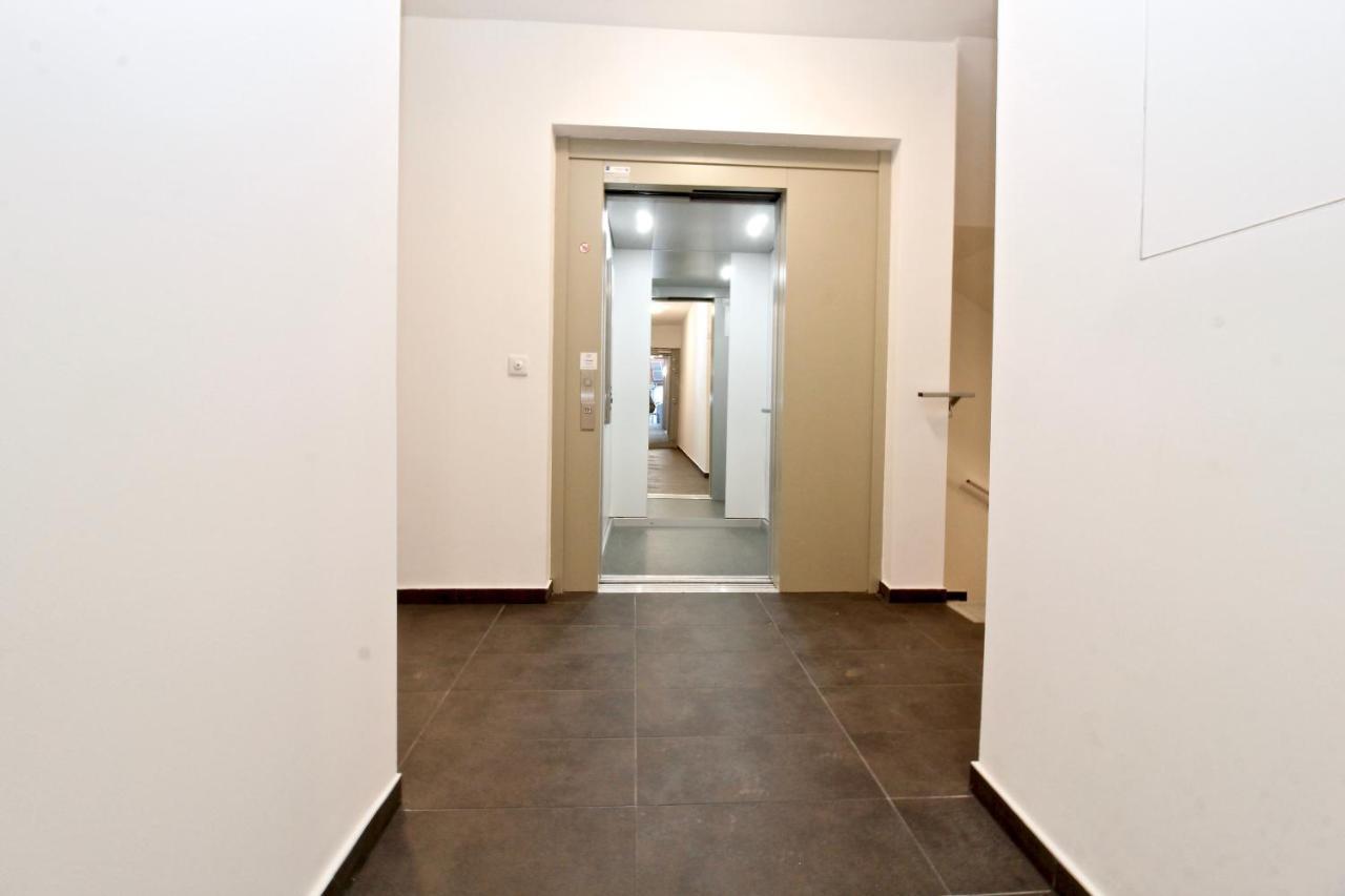 Balcony/Pool/Free Parking Garage Studio Wien Eksteriør billede